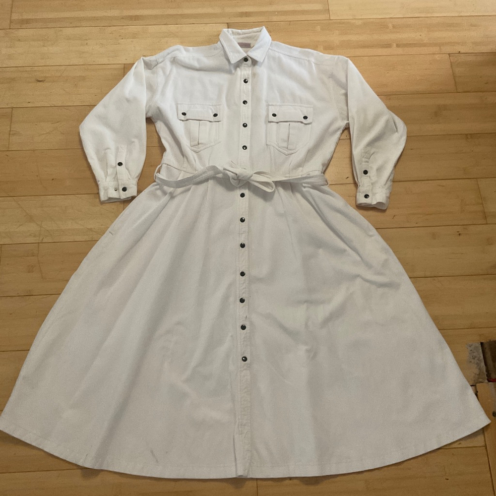 Avon corduroy dress button up size medium